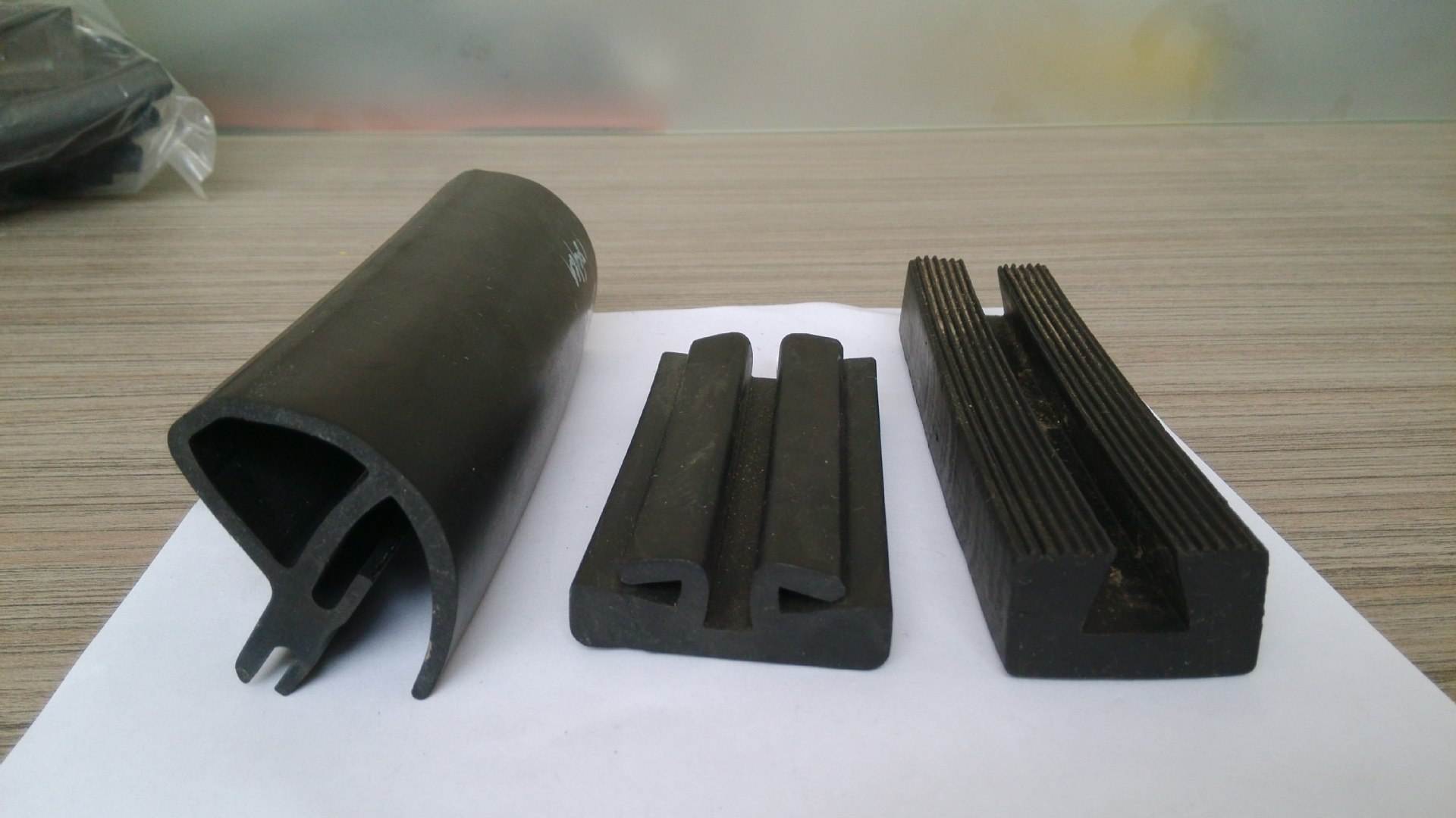 1535625516582133.jpg AA.jpg