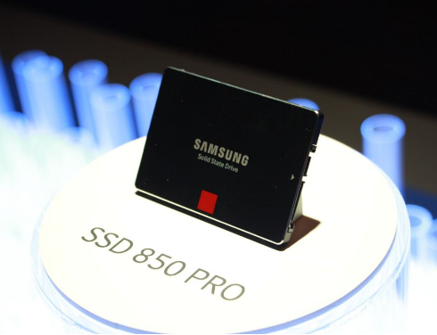 固態(tài)硬盤和u盤 固態(tài)硬盤和u盤