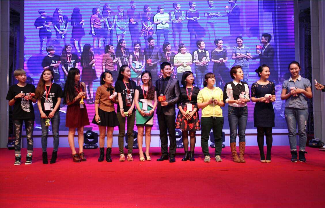 做微商面對顧客時該如何正確溝通？ 怎樣申請建網站